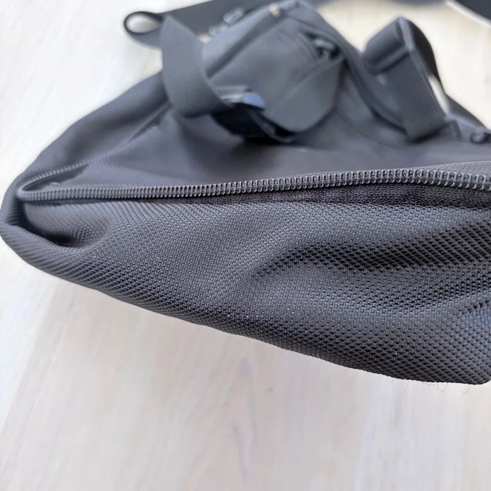 90s Eddie Bauer EBTEK EB1920 Crossbody Bag Blk Yellow Outdoor Gear Messenger Bag
